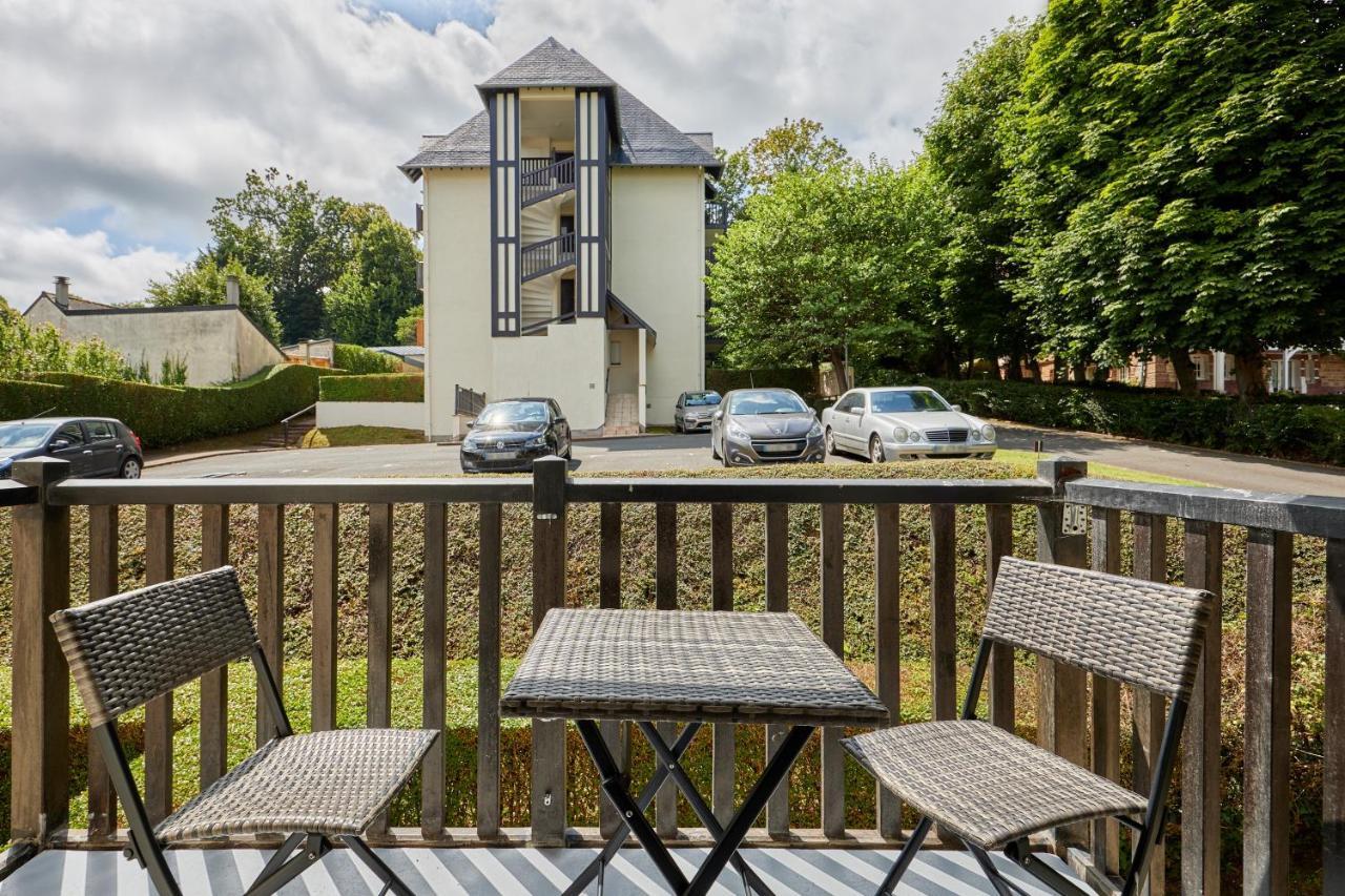 Le Vieux Pressoir De Villers - Appt Avec Balcon Bagian luar foto