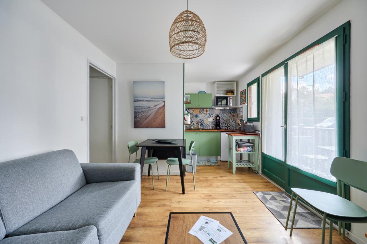Le Vieux Pressoir De Villers - Appt Avec Balcon Bagian luar foto